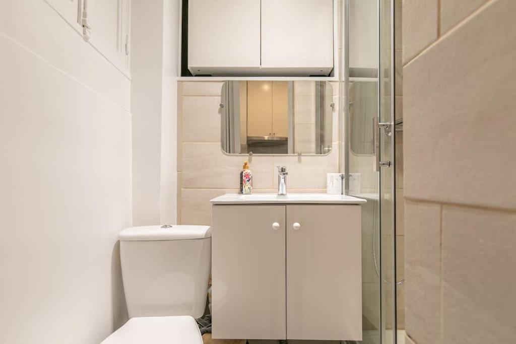 Apartment Cosy Centre 18 Paris