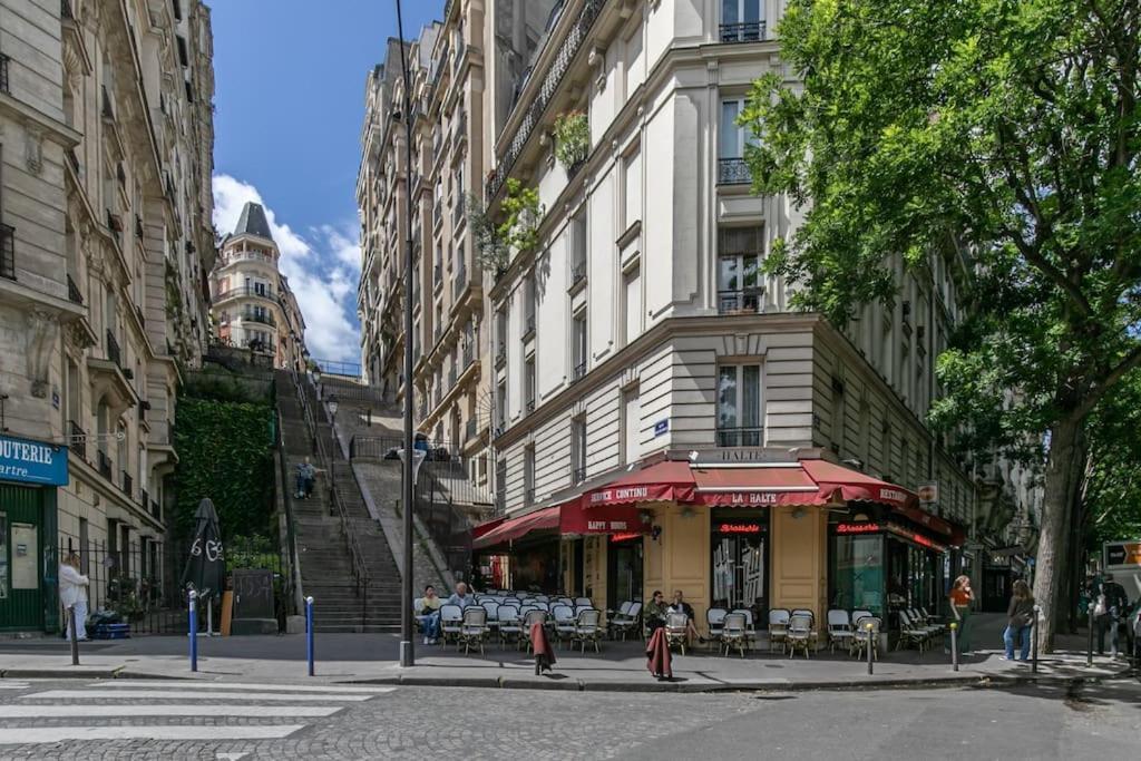 Cosy Centre 18 Apartment Paris